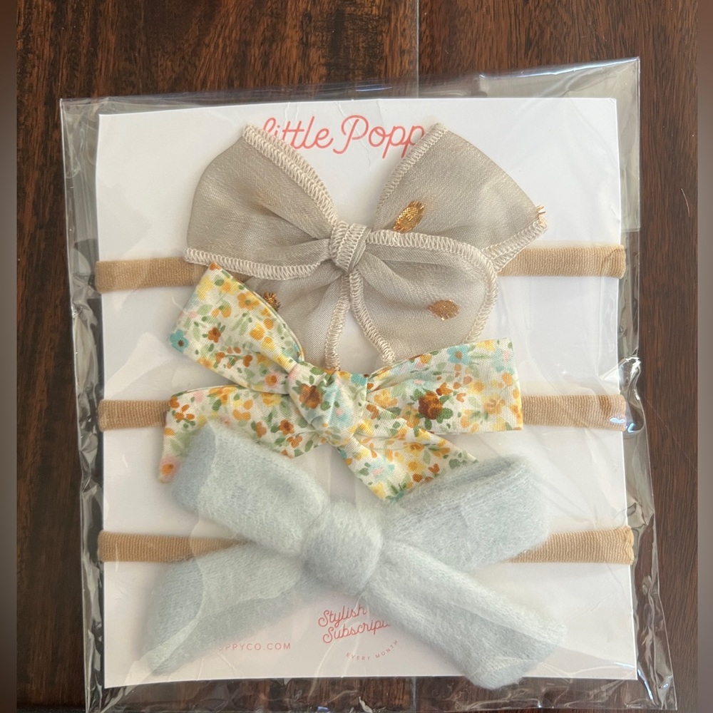NWT Little Poppy Headband Bows